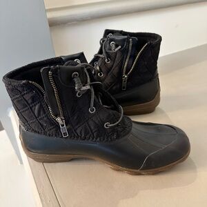 Sperry Women's Black Quilted Boots